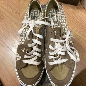 VANS TORY, Size 8WO, (Geo)Shitake/Cream Pink